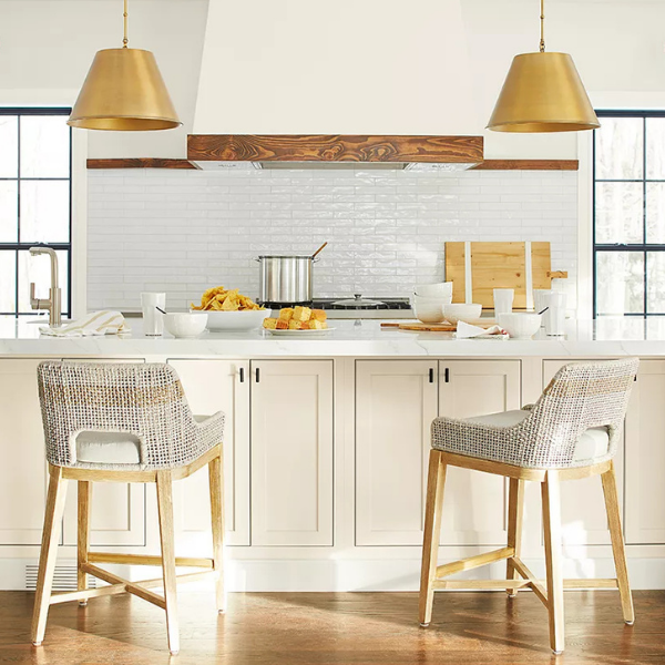 A bright white kitchen painted in Benjamin Moore Off White Collection paint, available at Lebanon Paint & Wallpaper